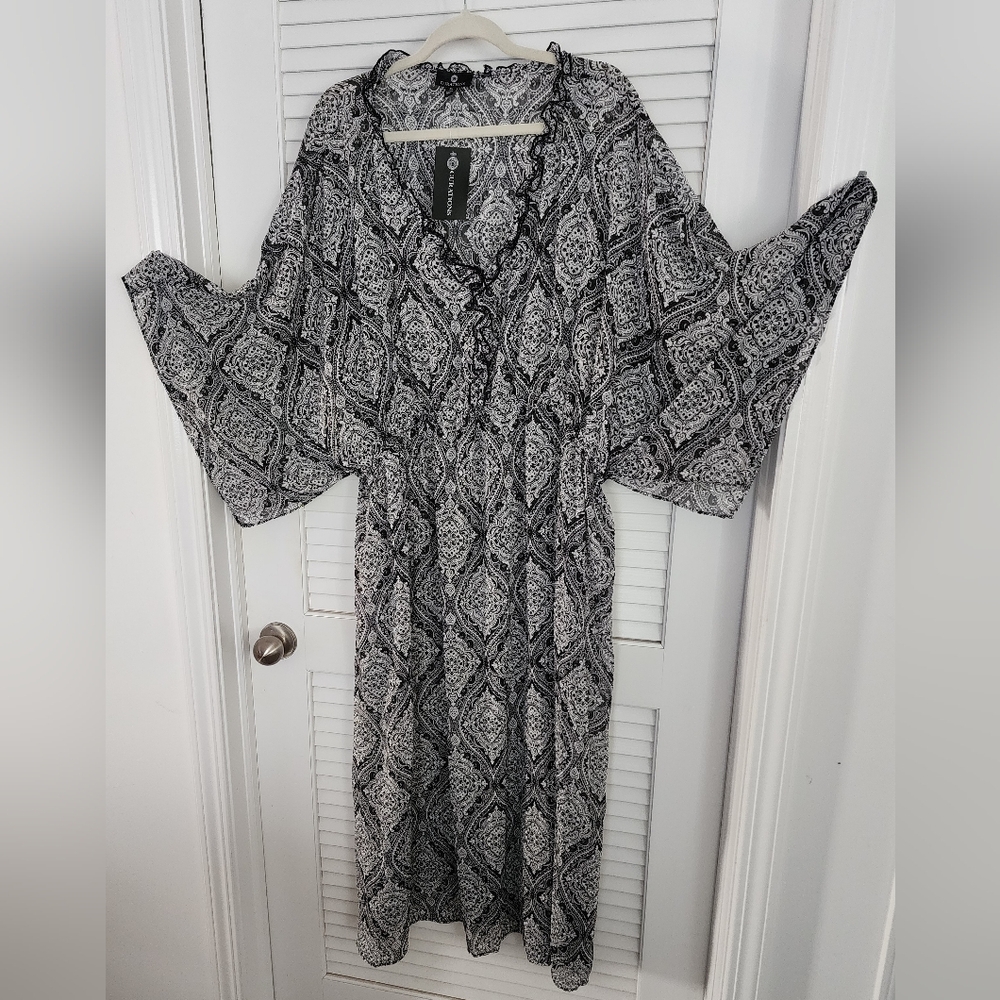 Curations Printed Chiffon Maxi Dress - Black and Grey